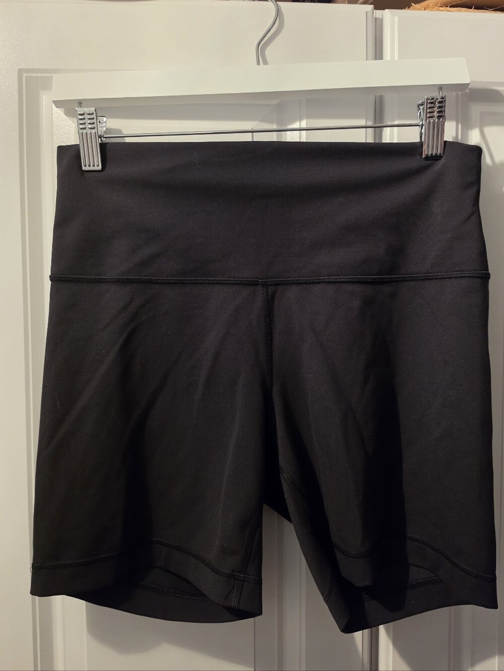 Lululemon Wunder Train Bike Shorts